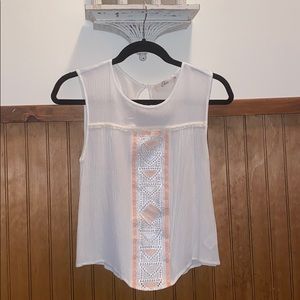 Women’s ELODIE beautiful print tank style blouse!